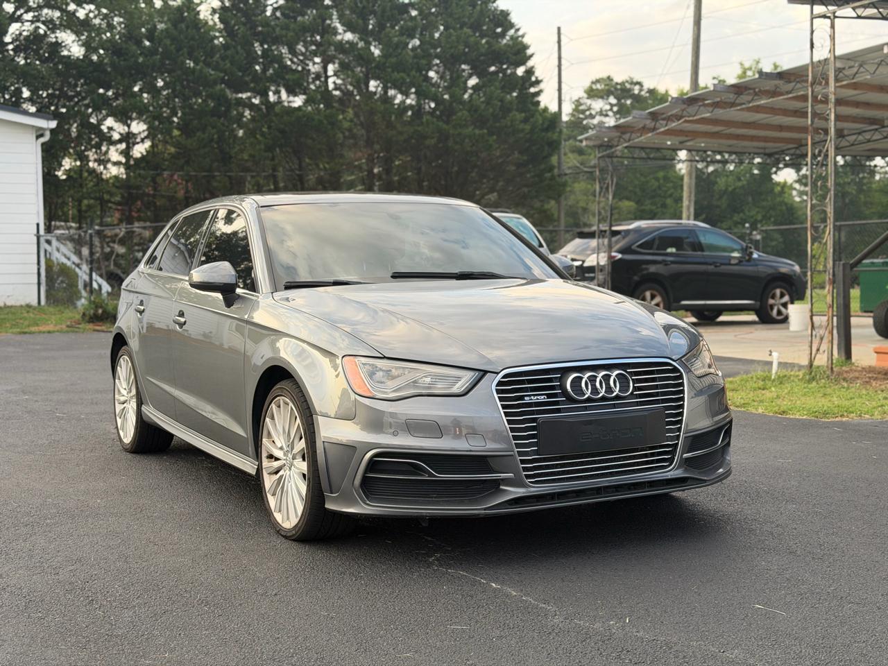 Audi A3 1.8T Premium Plus FWD S tronic 2016