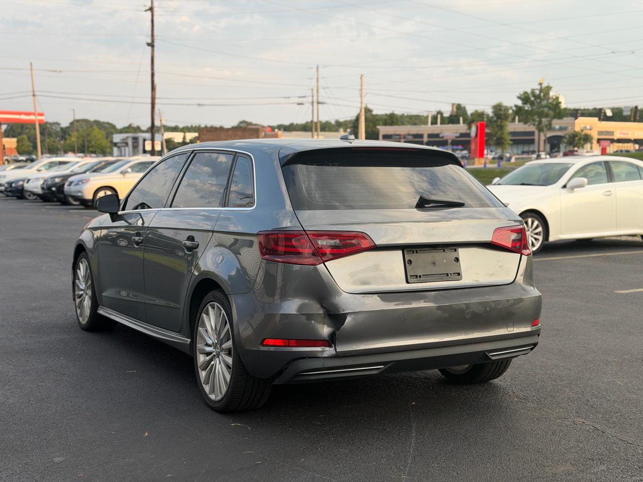 Audi A3 1.8T Premium Plus FWD S tronic 2016