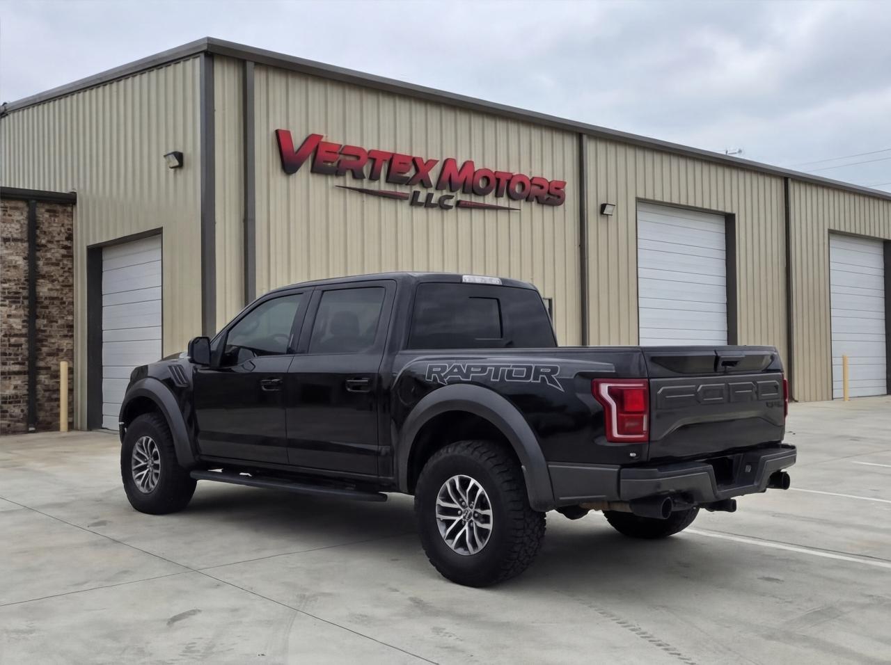 Ford F-150 Raptor SuperCrew 4WD 2018