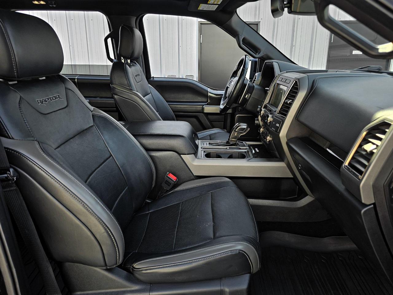 Ford F-150 Raptor SuperCrew 4WD 2018