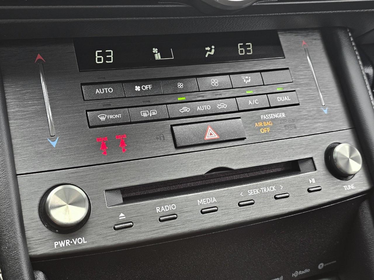 Lexus RC 200t Base 2019