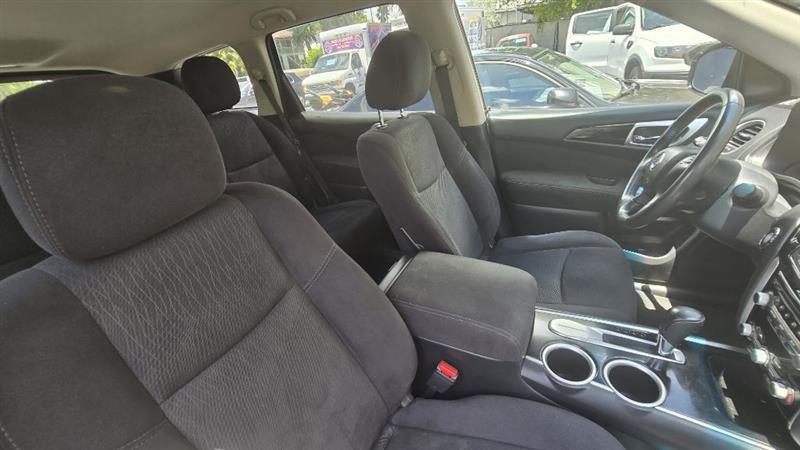 2015 Nissan Pathfinder SV - Photo 7