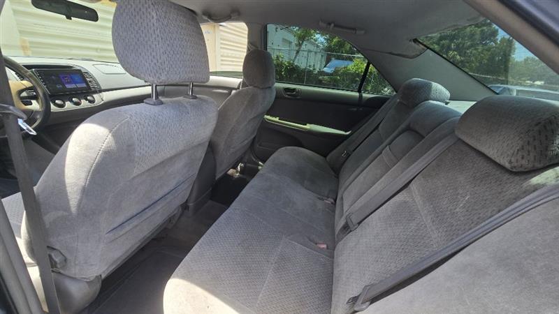 Toyota Camry LE 2003