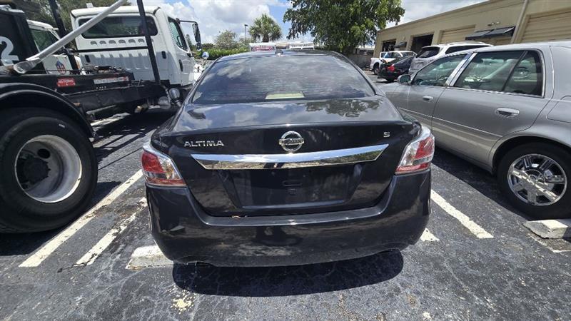 Nissan Altima 2.5 2015