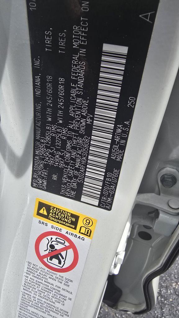 Toyota Highlander LE FWD I4 2019