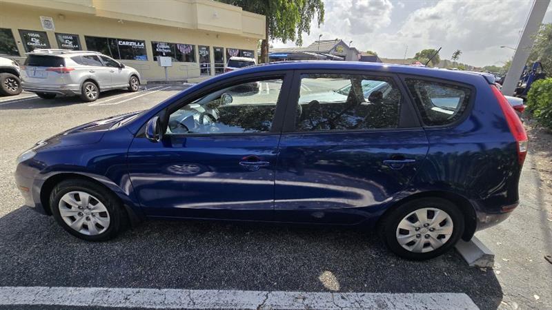 Hyundai Elantra Touring GLS Manual 2012