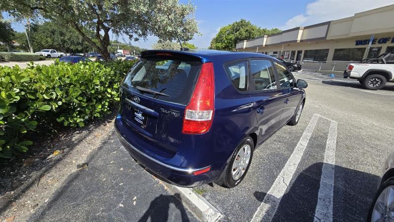 Hyundai Elantra Touring GLS Manual 2012