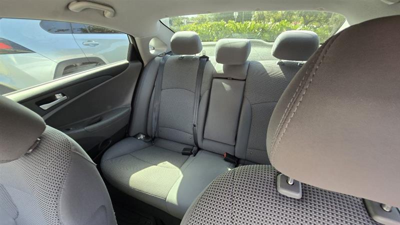 Hyundai Sonata GLS Auto 2012