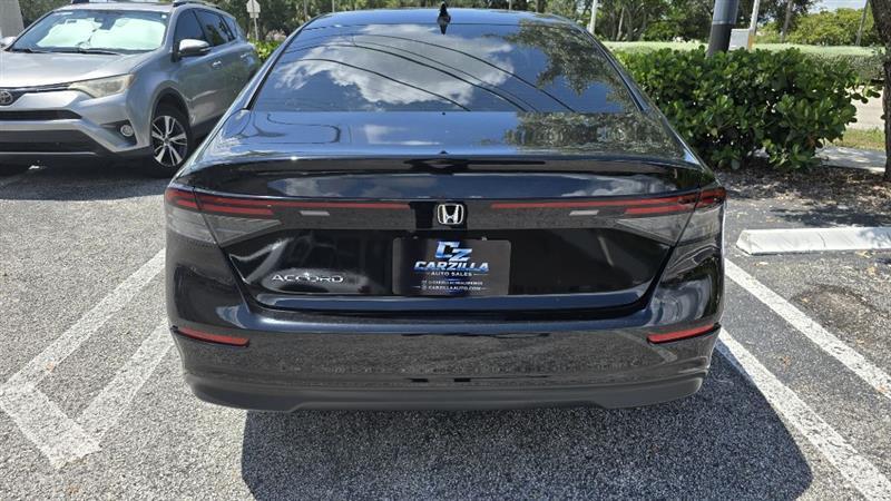 Honda Accord LX 2023