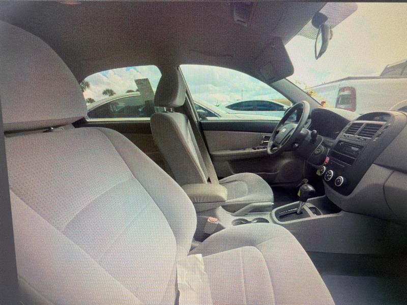 Kia Spectra LX 2009