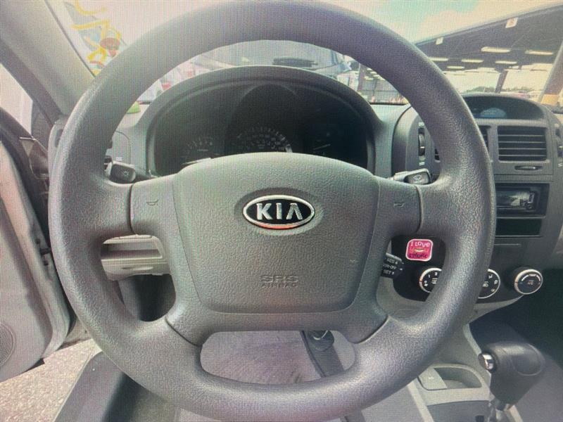 Kia Spectra LX 2009