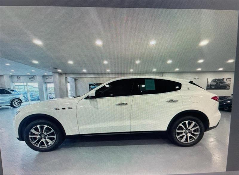 Maserati Levante Base 2017