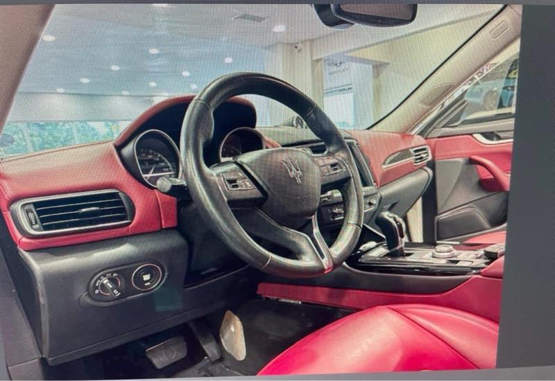 Maserati Levante Base 2017