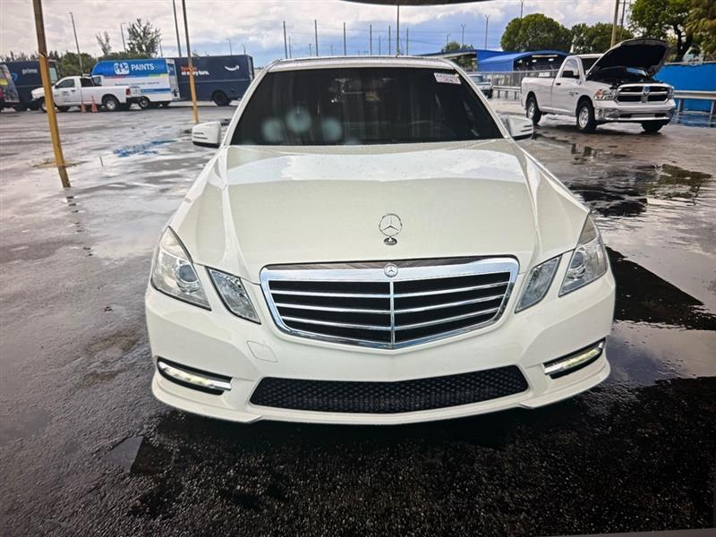 Mercedes-Benz E-Class E350 Sedan 2012