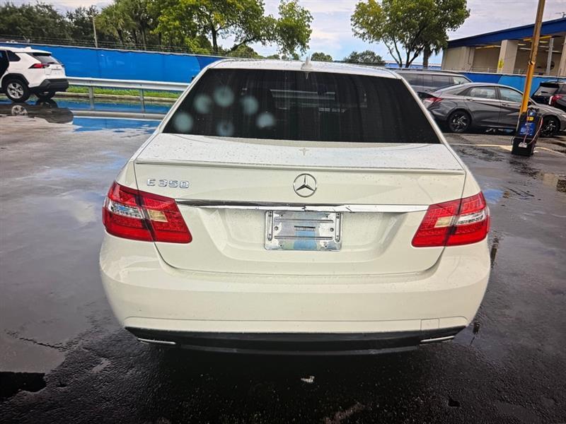 Mercedes-Benz E-Class E350 Sedan 2012