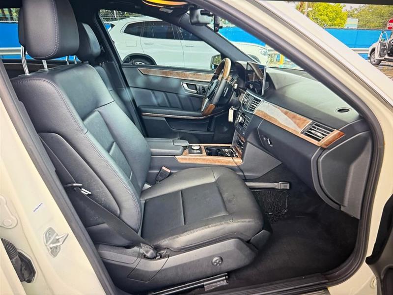 Mercedes-Benz E-Class E350 Sedan 2012
