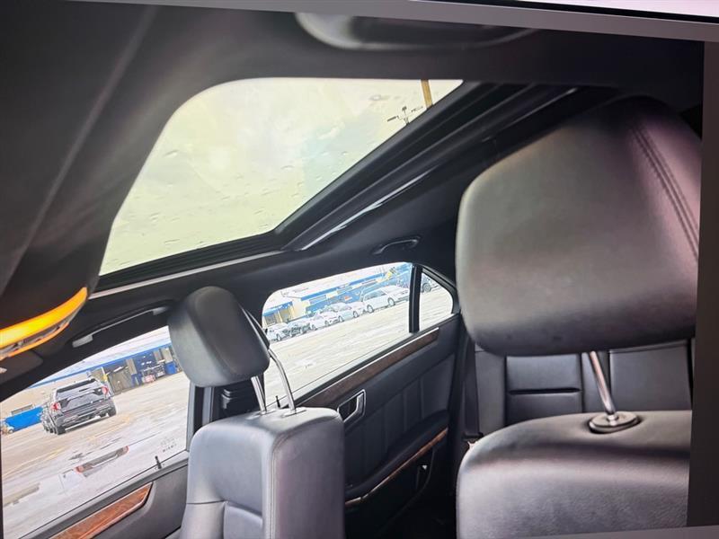 Mercedes-Benz E-Class E350 Sedan 2012