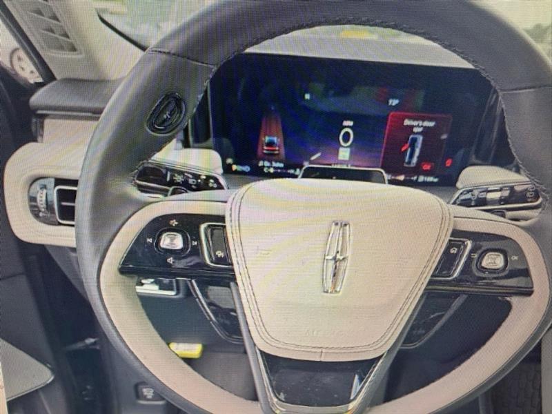 Lincoln Aviator Reserve AWD 2025