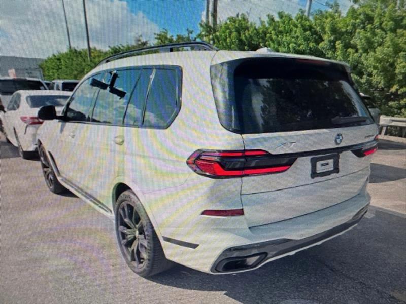 BMW X7 xDrive40i 2024