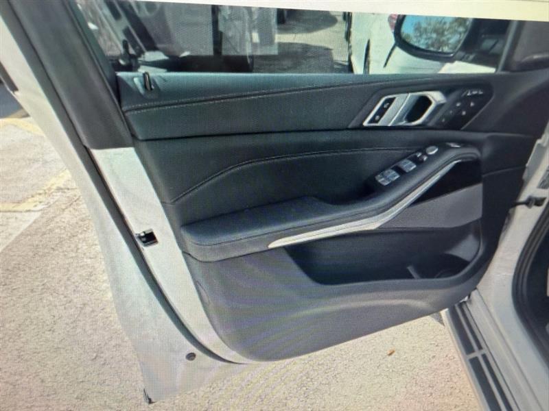 BMW X7 xDrive40i 2024