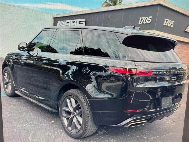 Land Rover Range Rover Sport P400 Dynamic 2023
