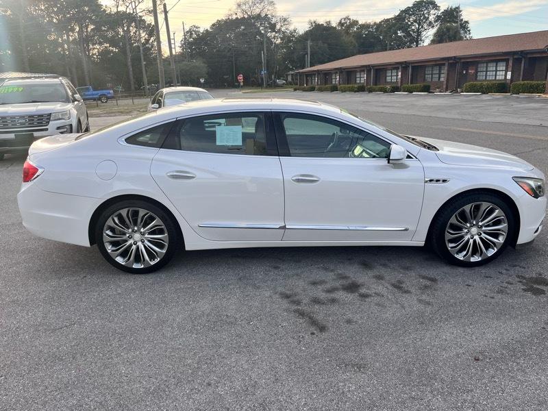 Buick LaCrosse Essence 2017