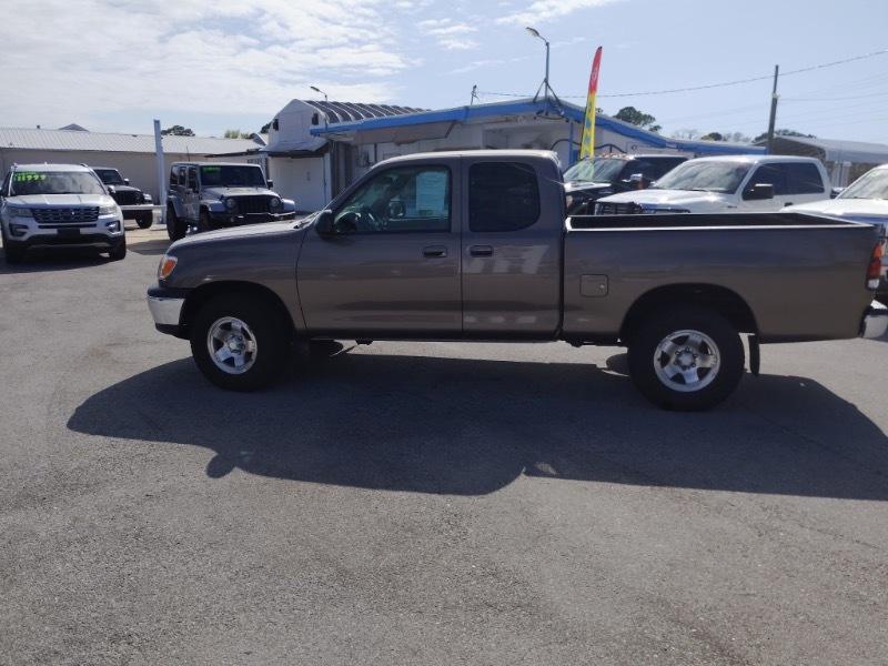Toyota Tundra SR5 Access Cab 2WD 2002