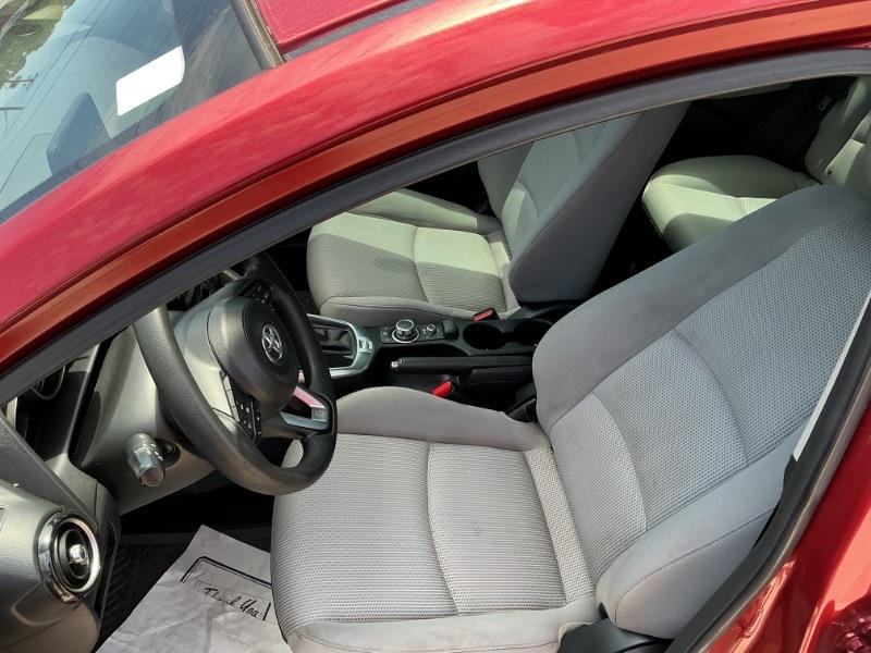 Toyota Yaris iA 6A 2019