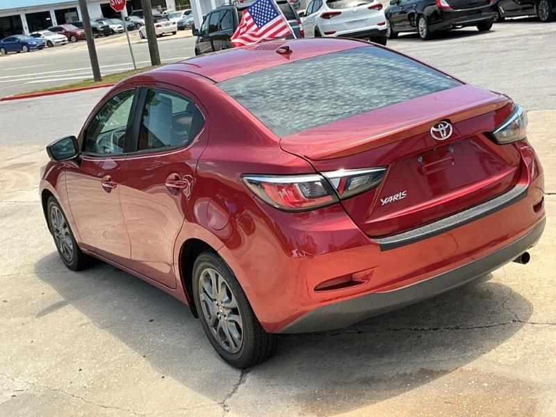 Toyota Yaris iA 6A 2019