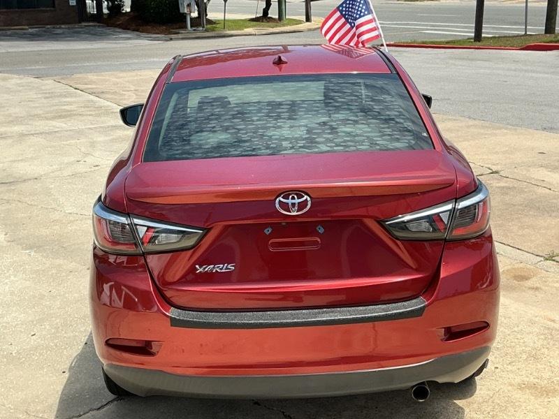 Toyota Yaris iA 6A 2019