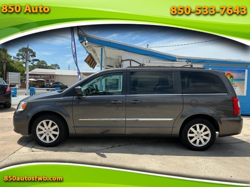 Chrysler Town & Country Touring 2016