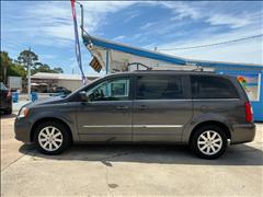 2016 Chrysler Town & Country 