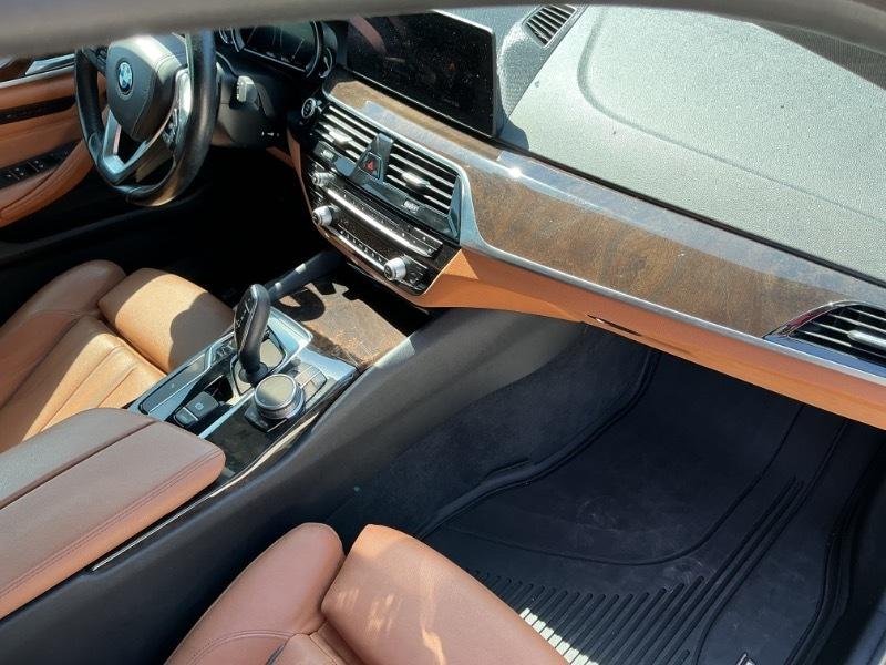 BMW 5-Series 530i 2017