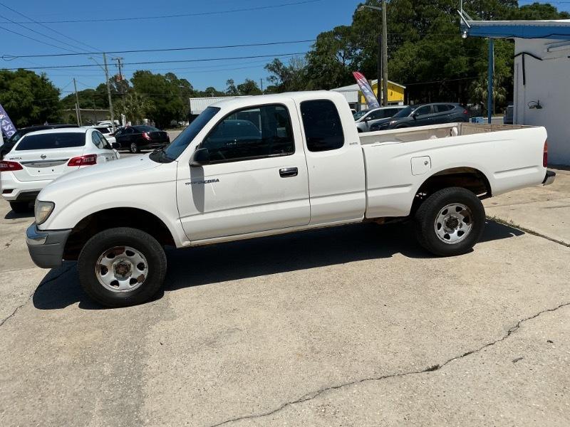 Toyota Tacoma PreRunner Xtracab V6 2WD 2000