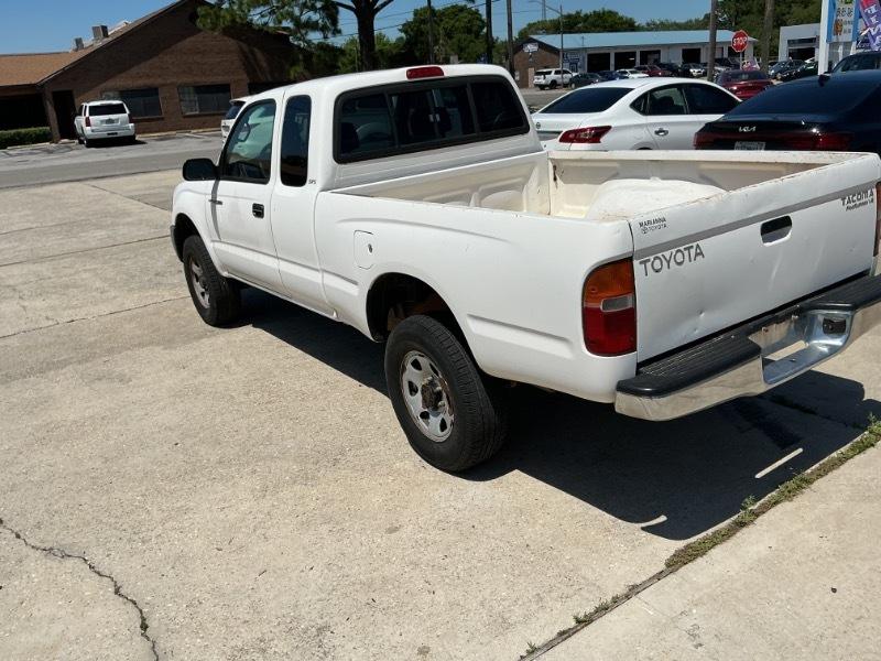 Toyota Tacoma PreRunner Xtracab V6 2WD 2000