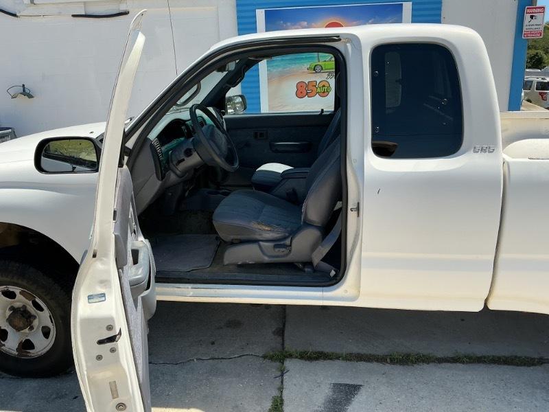 Toyota Tacoma PreRunner Xtracab V6 2WD 2000