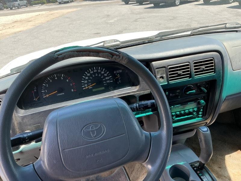 Toyota Tacoma PreRunner Xtracab V6 2WD 2000