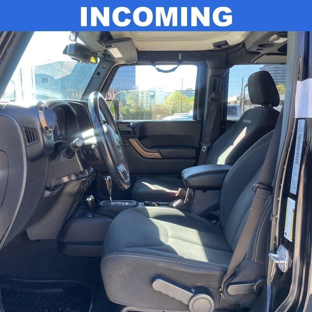 Jeep Wrangler Unlimited Sahara 4WD 2017