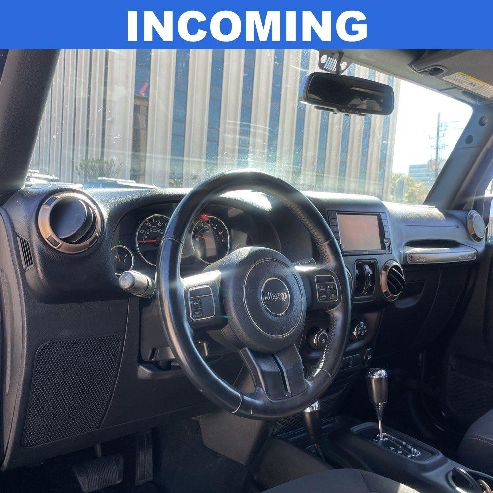 Jeep Wrangler Unlimited Sahara 4WD 2017