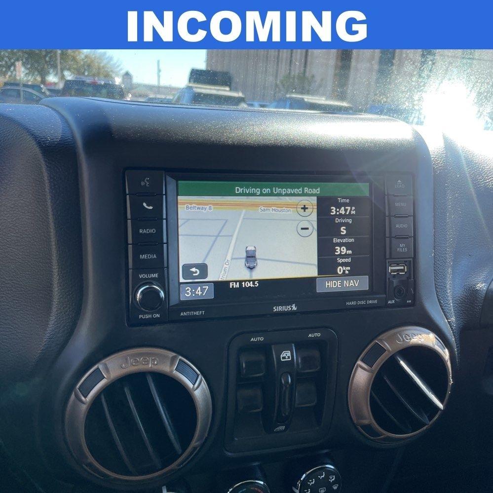 Jeep Wrangler Unlimited Sahara 4WD 2017