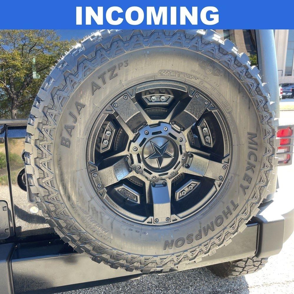 Jeep Wrangler Unlimited Sahara 4WD 2017