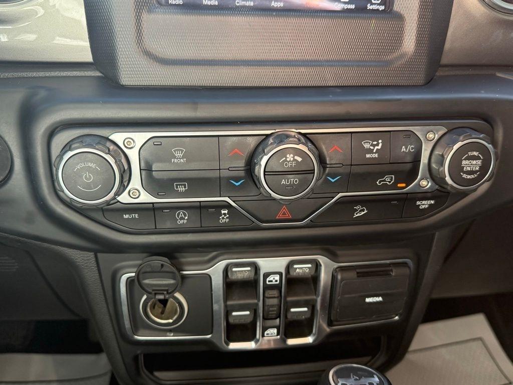 Jeep Wrangler Unlimited Sahara 2019