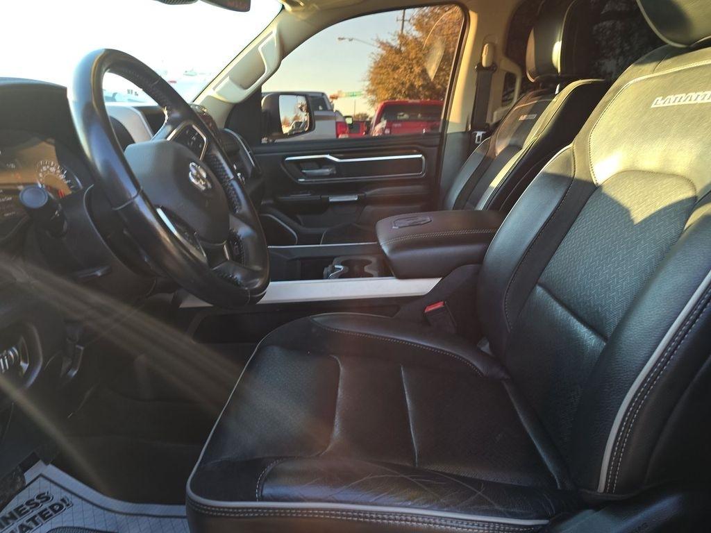 RAM 1500 Laramie Crew Cab SWB 2WD 2021