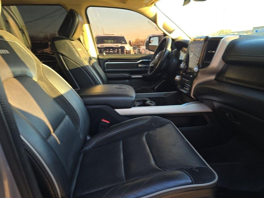 RAM 1500 Laramie Crew Cab SWB 2WD 2021