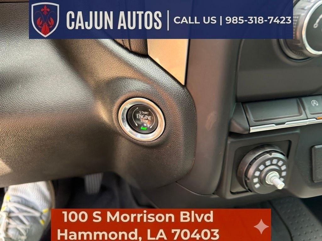 Chevrolet Silverado 1500 LT Trail Boss Crew Cab 4WD 2019