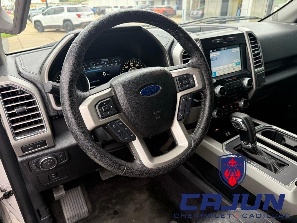 Ford F-150 Lariat SuperCrew 5.5-ft. Bed 2WD 2016