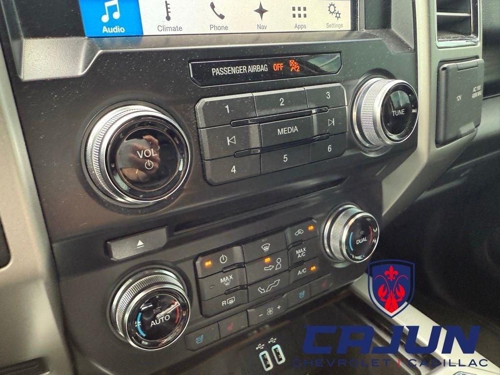 Ford F-150 Lariat SuperCrew 5.5-ft. Bed 2WD 2016