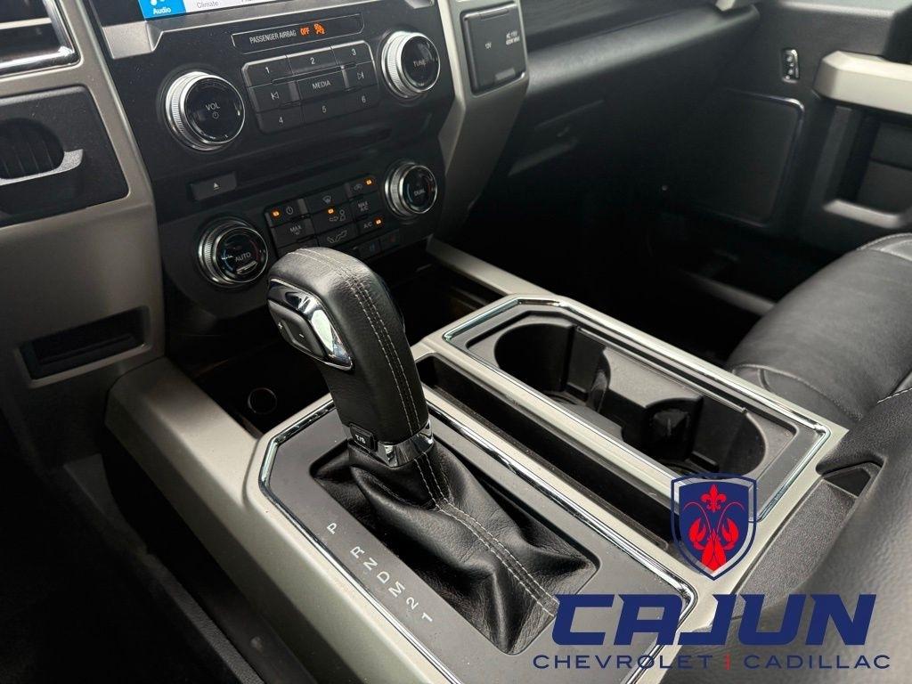 Ford F-150 Lariat SuperCrew 5.5-ft. Bed 2WD 2016