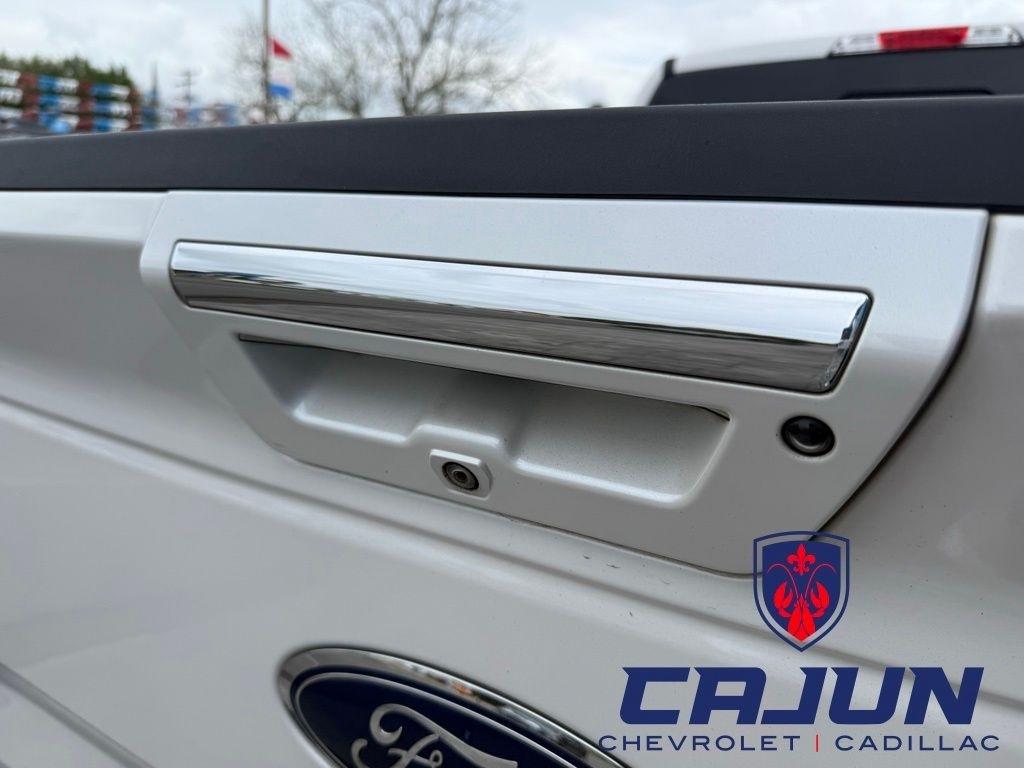 Ford F-150 Lariat SuperCrew 5.5-ft. Bed 2WD 2016