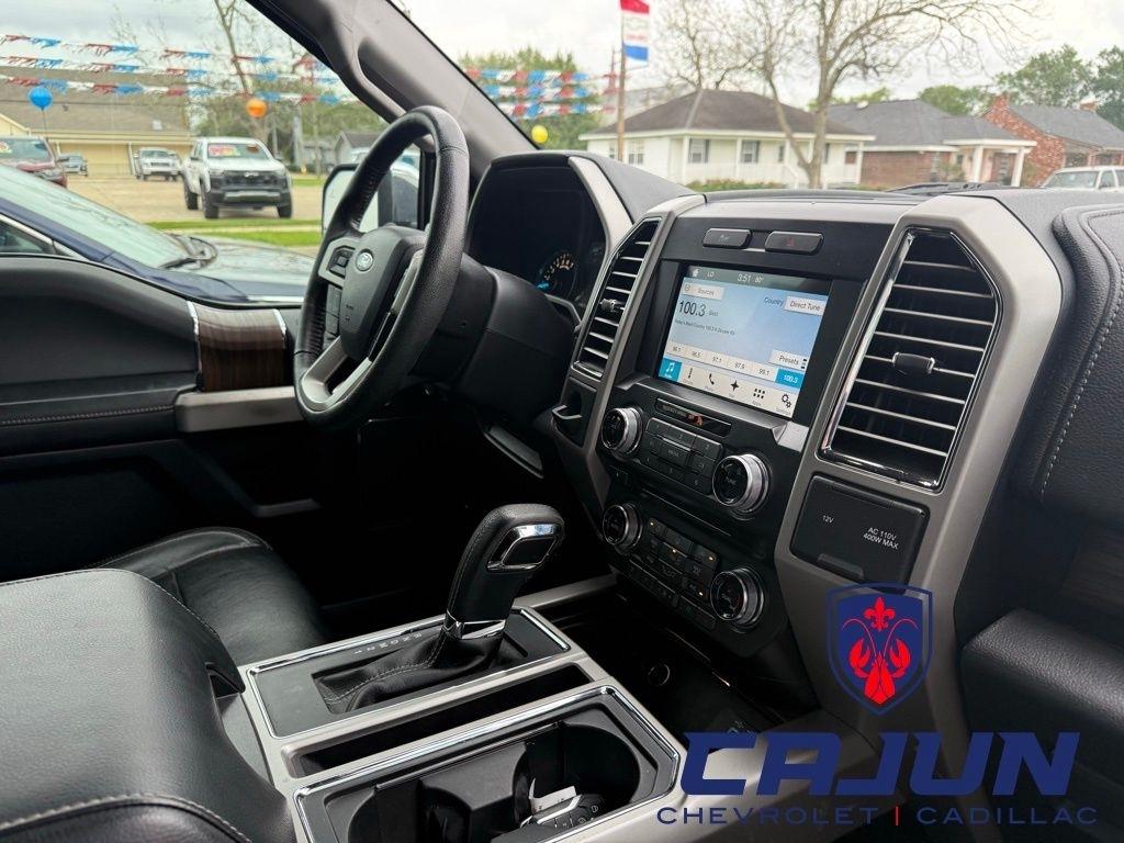 Ford F-150 Lariat SuperCrew 5.5-ft. Bed 2WD 2016